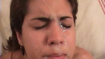 Espermatozóides no rosto