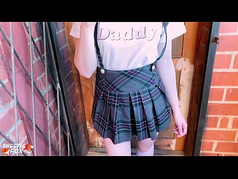 ❤️ A estudante chupa profundamente a sua pila e fode em vez de aulas. ️ Sexo vídeo em pt.porno-filmy.ru ❌
