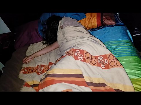❤️ Stepson berating a sua jovem madrasta enquanto ela dorme. ️ Sexo vídeo em pt.porno-filmy.ru ❌